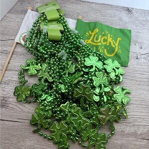 St Patrick’s Day Party Bundle 12 Shamrock Necklaces & 2 Party Flags New